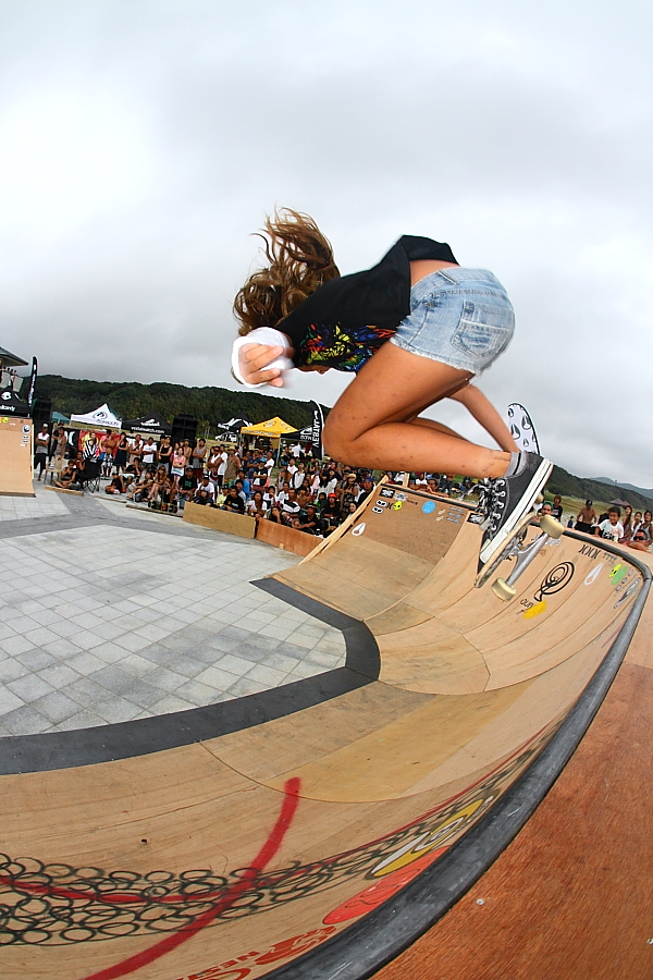 THE SURFSKATERS 13】colorsmag的ハイライト -Lady'sクラスの巻