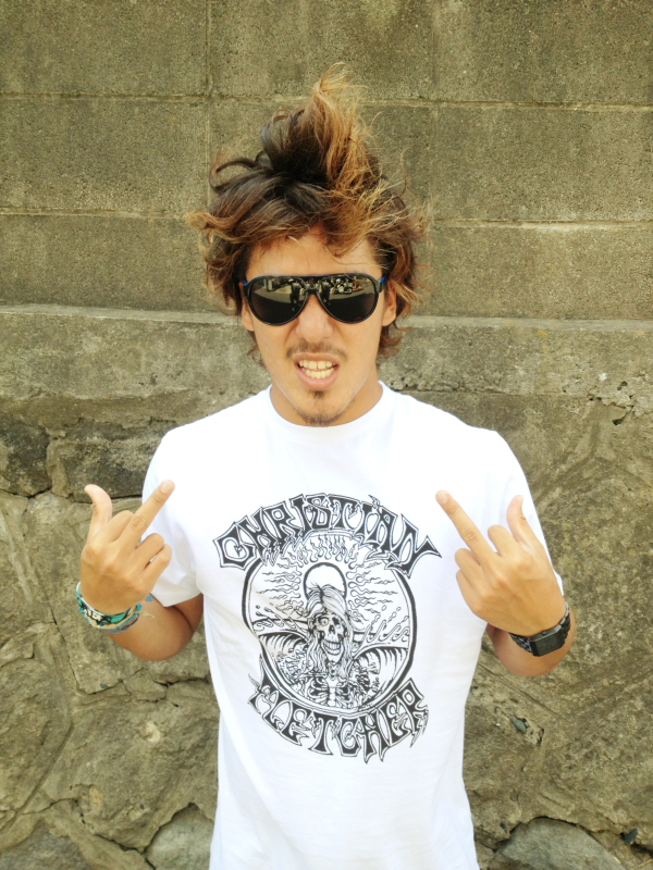 17_Reo Kanao_FREES SURFER RVCA RIDER