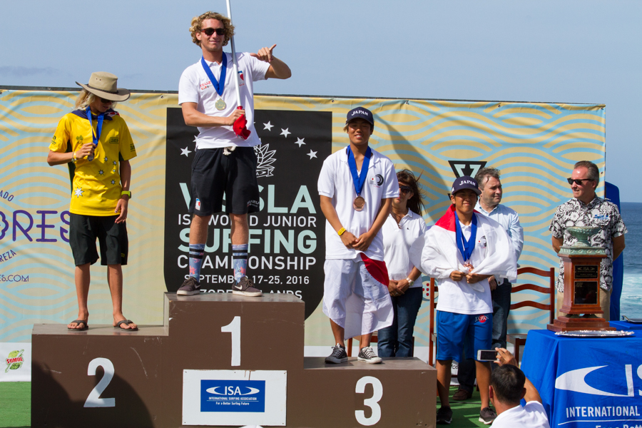 boys_under_16_rezendes