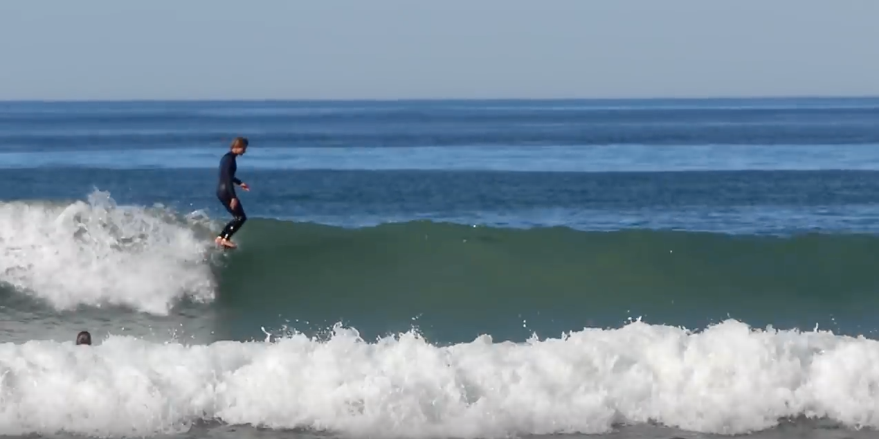 【必見動画】Joel Tudorとその息子Tosh TudorによるTudor親子シングルフィン・ログ・セッション