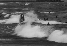 【シークエンス・オブ・ザ・5/12(日)】オンショアを味方につけたテールハイ縦回転系エアリバース by 大原洋人