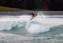 【革新的!?】Bethany Hamiltonと、弱冠13にしてWOMENSサーフシーンの常識を破るハイレベルなエアを連発するErin BrooksとによるWacoウェイブプールセッション