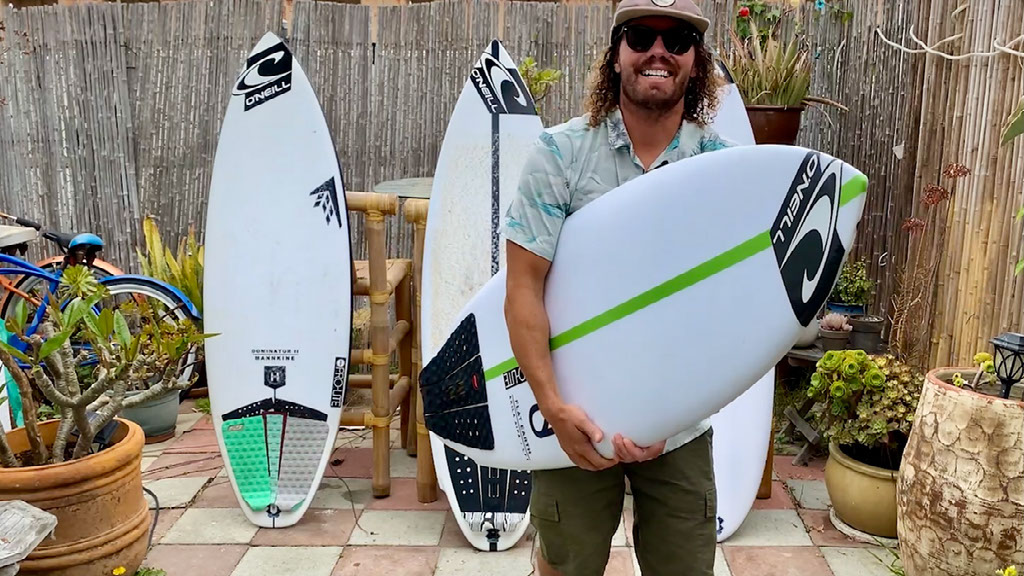 注目の最先端サーフボード】Akila AipaシェイプのFIREWIRE surfboards