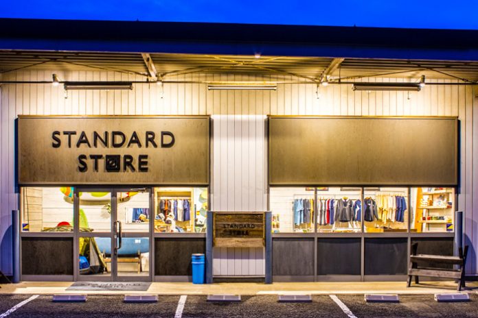 d0831a205c14a67cb7e18b030e63e237-1