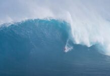 【怪物波】弱冠15歳のSteve RobertsonがKai Lennyをはじめとしたビッグウェイバーたちと共に20ftの巨大波が炸裂となったマウイのJAWSことピアヒにチャージ!! 11/24(金)ブラック・フライデー・セッション