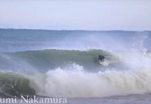 【冬の日本海】仲村拓久未と小林直海が都築虹帆、本郷拓弥をはじめとしたプロサーファーたちと共に繰り広げたチューブセッション