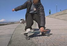 【陸上イメトレ】大場玲遥がCarverのTRITONシリーズ”THE SEA”モデル31インチで鵠沼周辺を気持ちよくクルーズするコンクリートサーフ・セッション