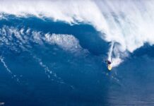 【バケモノの波】The Eddie Aikau当日、マウイのピアヒではパドルイン不可能なXXLサイズの波が炸裂!