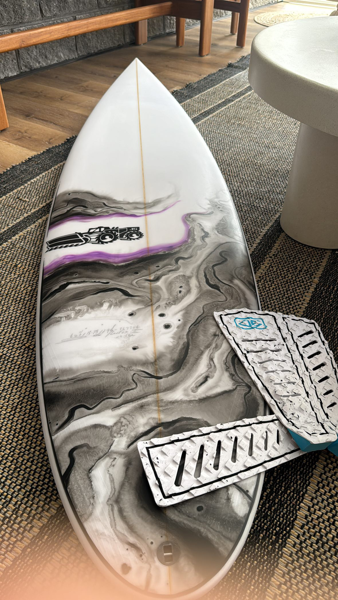 シャープアイ　サーフボード　五十嵐カノアkanoa igarashi 五十嵐カノア本人使用シャープアイサーフボードkanoa igarashi