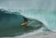 【サイクロン炸裂!】Jack Robinsonが覚醒したオーストラリアのキラで繰り広げたスーパーロング・チューブセッションを収録した最新クリップ”KIRRA GOES PSYCHO”