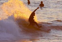【西高東低愛好会】冬らしい南西のうねりで数日間波の続いた湘南某所で和光大と松下諒大がお好みのボードで繰り広げたファンサーフセッション